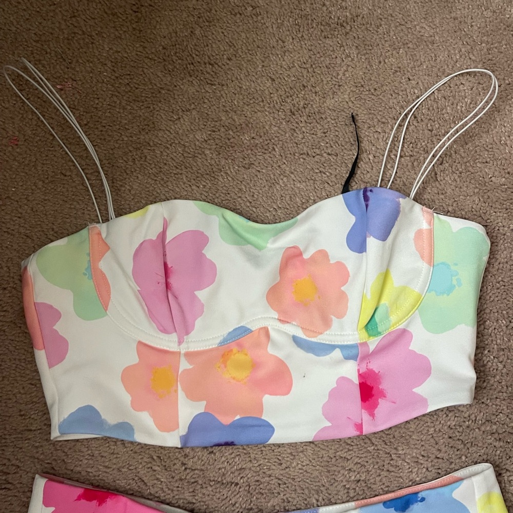 NWT White Fox top size small.